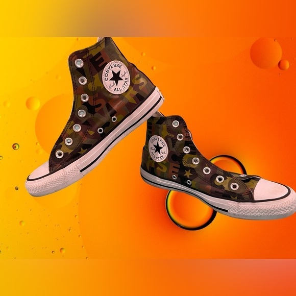 Camo Chuck Taylor Converse All Stars.  Mens size 5, women’s 7 - Picture 1 of 6